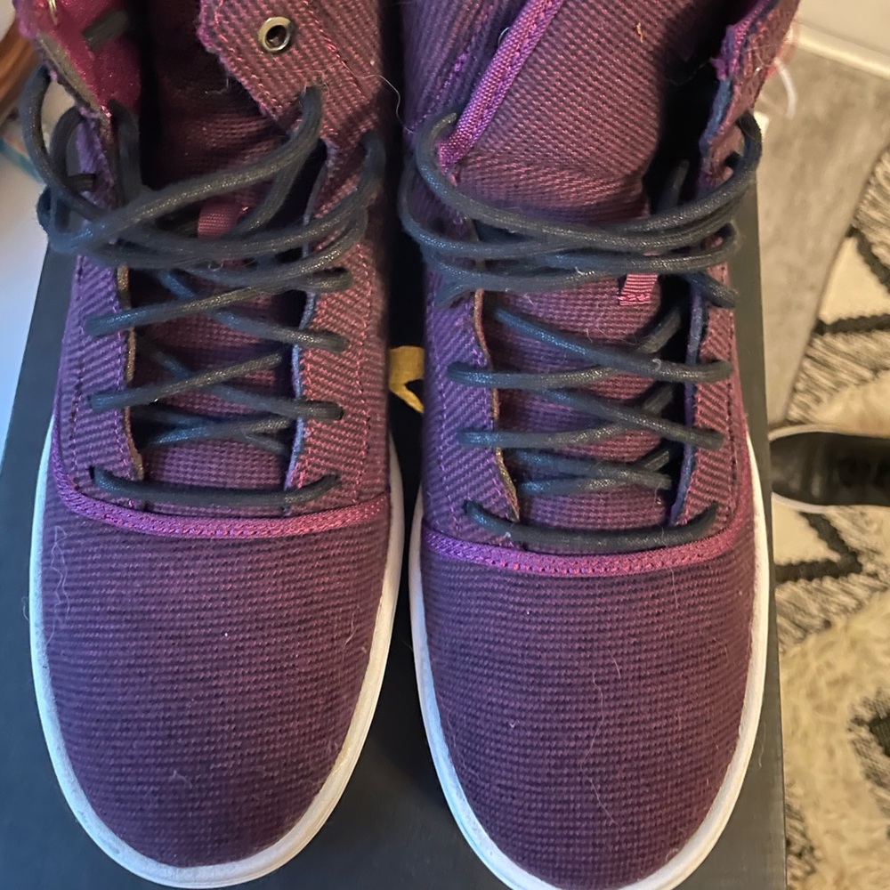 Jordan Jasmine 9.5 Purple